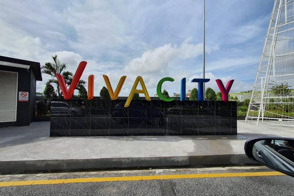 Jazz Suites 1 Vivacity Kuching Exteriör bild