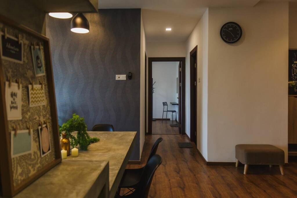 Jazz Suites 1 Vivacity Kuching Exteriör bild