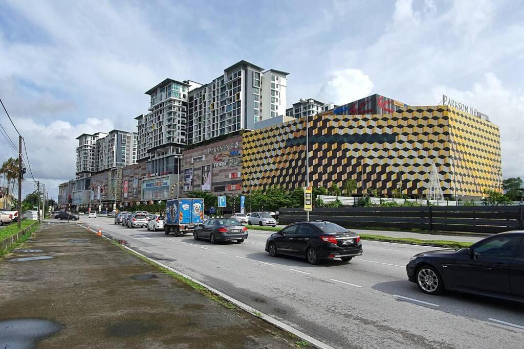 Jazz Suites 1 Vivacity Kuching Exteriör bild